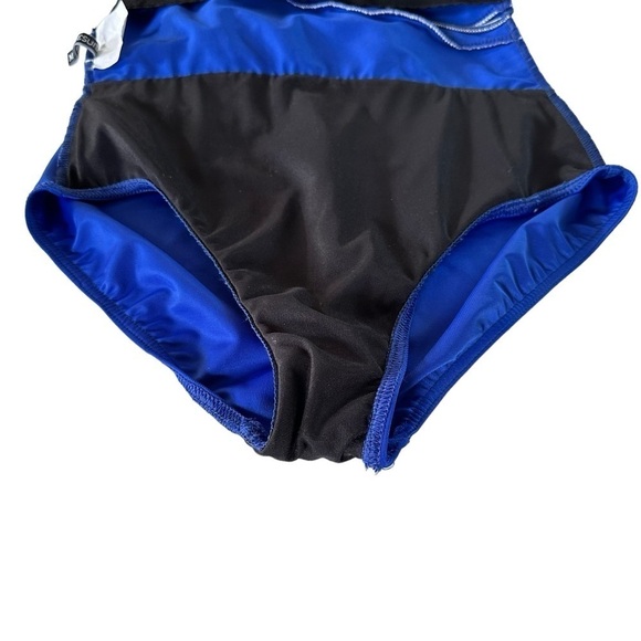 MIRACLESUIT MARINA BLUE WHITE STRIPPED ONE PIECE SWIMSUIT SIZE 12 - Picture 8 of 13